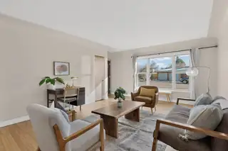 4217 Mackland Avenue NE Living Room