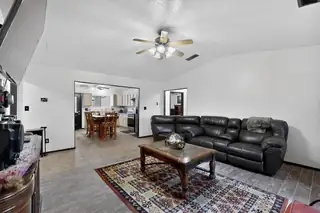 1636 New Mexico 304 Living Room