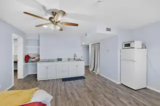4200 Montgomery Boulevard NE 315 Bedroom