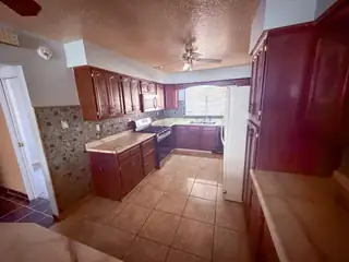 736 Kentucky Street SE Kitchen