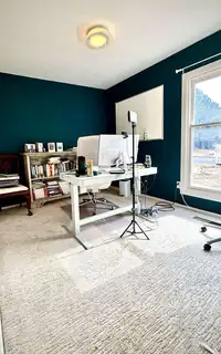 7433 El Morro Road NE Home Office