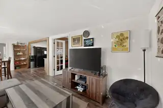 915 22nd Street NW Living Room