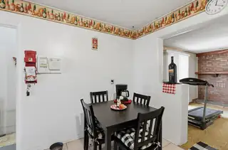 441 General Somervell Street NE Dining Room
