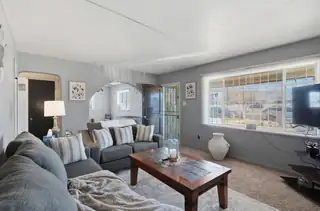 441 General Somervell Street NE Living Room