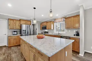 25 Brent Road Kitchen