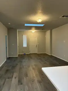 6121 Strand Loop SE Interior Other