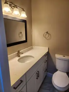 2917 Espanola Street NE Bathroom