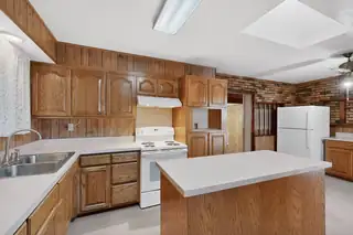 10324 Paseo Del Norte NW Kitchen