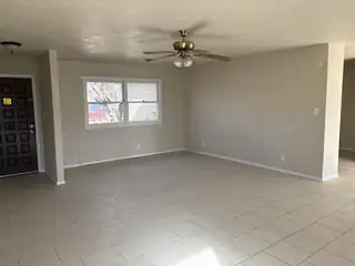 908 Crenshaw Court Living Room