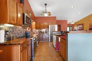 7 Brahman Road Kitchen