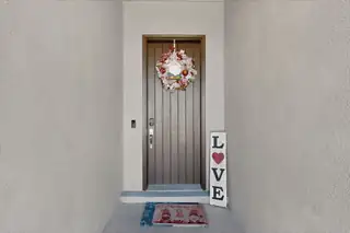 5204 Bullseye Road NE Exterior Front