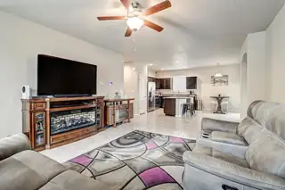 4244 Skyline Loop NE Living Room