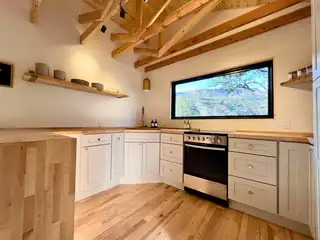 930 San Diego Loop Kitchen