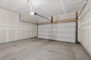 10713 Caresso Loop SW Garage