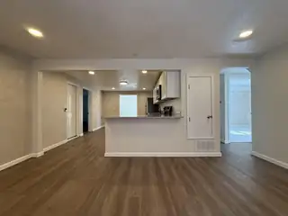 2732 Florida Street NE Kitchen