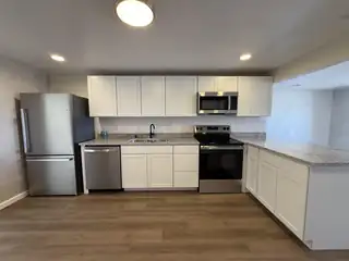 2732 Florida Street NE Kitchen