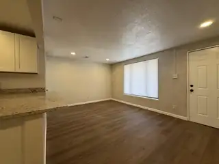 2732 Florida Street NE Kitchen