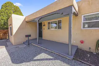 1224 Vassar Drive NE, Albuquerque 