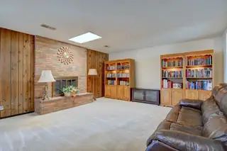 12113 Rosemont Avenue NE Living Room