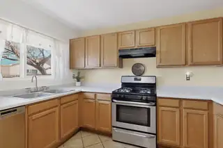 1328 Ojo Sarco Street SW Kitchen