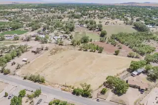 2216 Pajarito Road SW 