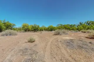 2216 Pajarito Road SW 