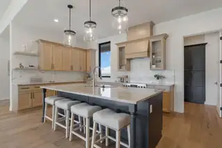 10 Rainbow Valley Road Kitchen