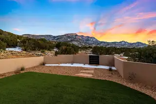 10 Rainbow Valley Road View