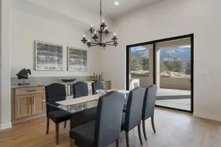 10 Rainbow Valley Road Dining Room