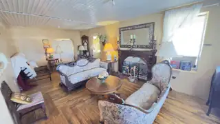 201 S Oak Street Dining Room