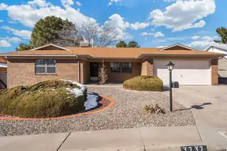 3737 Mount Rainier Drive NE, Albuquerque