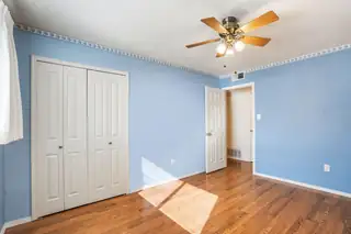 3737 Mount Rainier Drive NE Bedroom