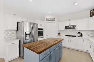 10444 Cantacielo Drive NW Kitchen