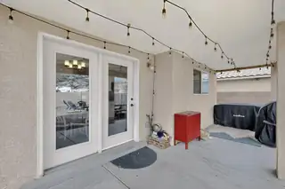 10444 Cantacielo Drive NW Patio