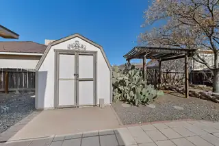 1712 Tierra Del Oso Drive NW Backyard