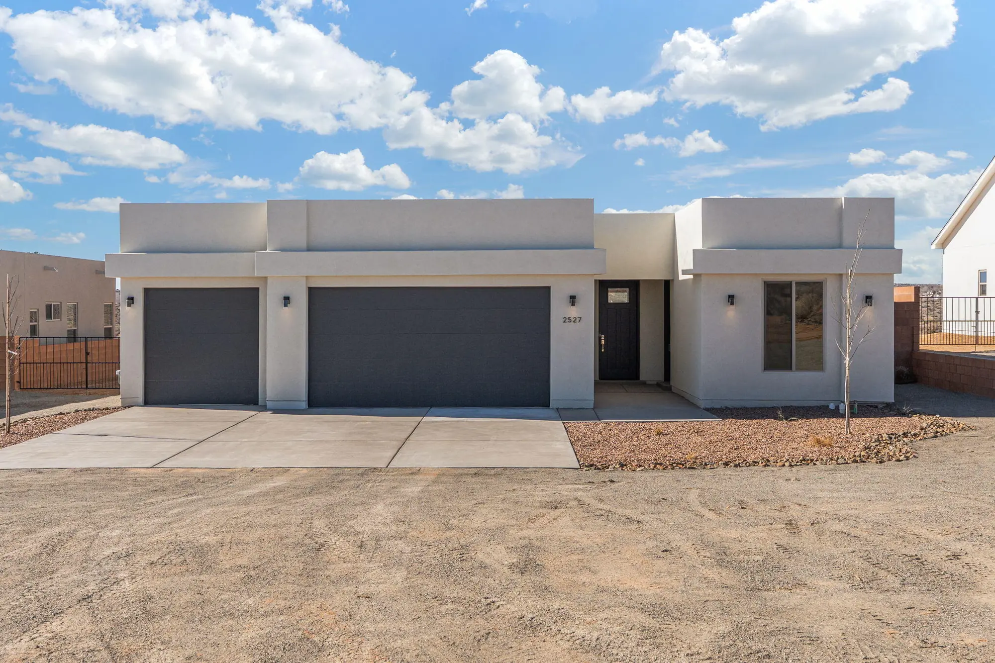 2527 Box Lake Drive NE