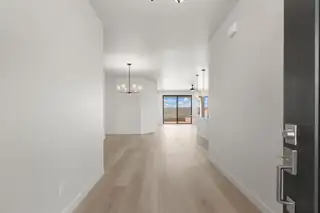 2527 Box Lake Drive NE Living Room