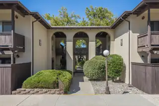 1601 Pennsylvania Street NE Z29 Exterior Front