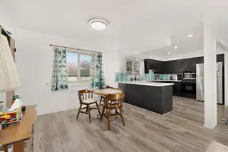 9101 Las Camas Road NE Kitchen