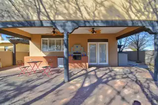 228 Sandoval Road SW Patio