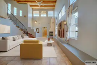 228 Sandoval Road SW Living Room