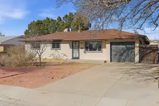 3909 Hilton Avenue NE, Albuquerque