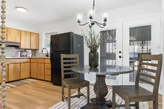 3909 Hilton Avenue NE Dining Room