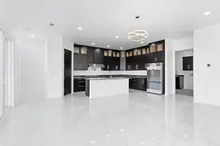 1521 MONTERREY Road NE Kitchen