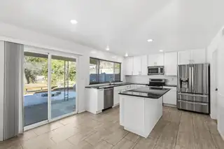 13513 Terragon Drive NE Kitchen