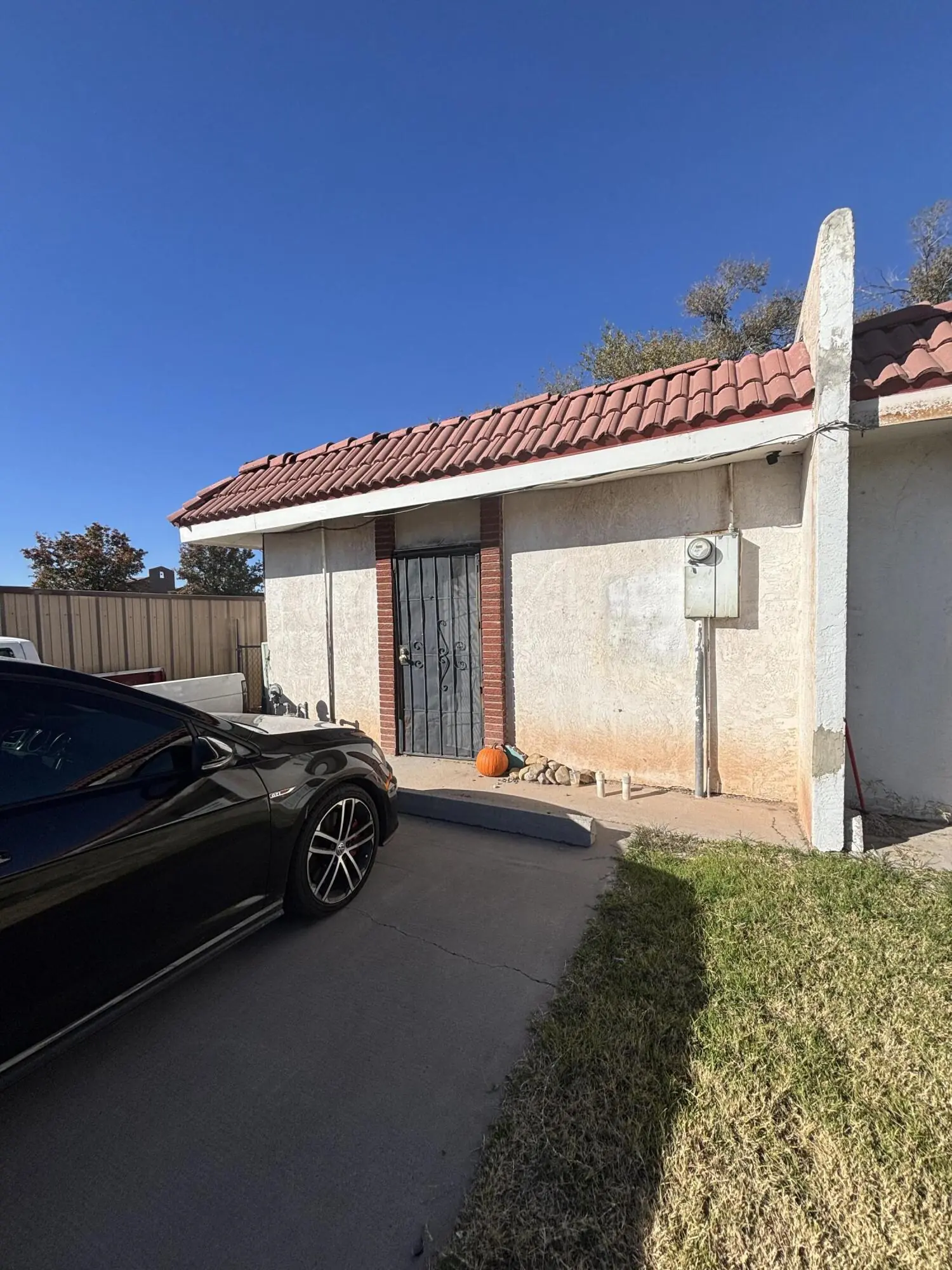 497 GERALD CHAVEZ Lane NE