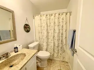 1345-1351 LOS LENTES Road NE 