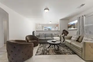 9404 Hondo Valley Place SW 