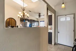 860 Amethyst Drive NE 