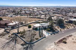 750 Comanche Road SE 